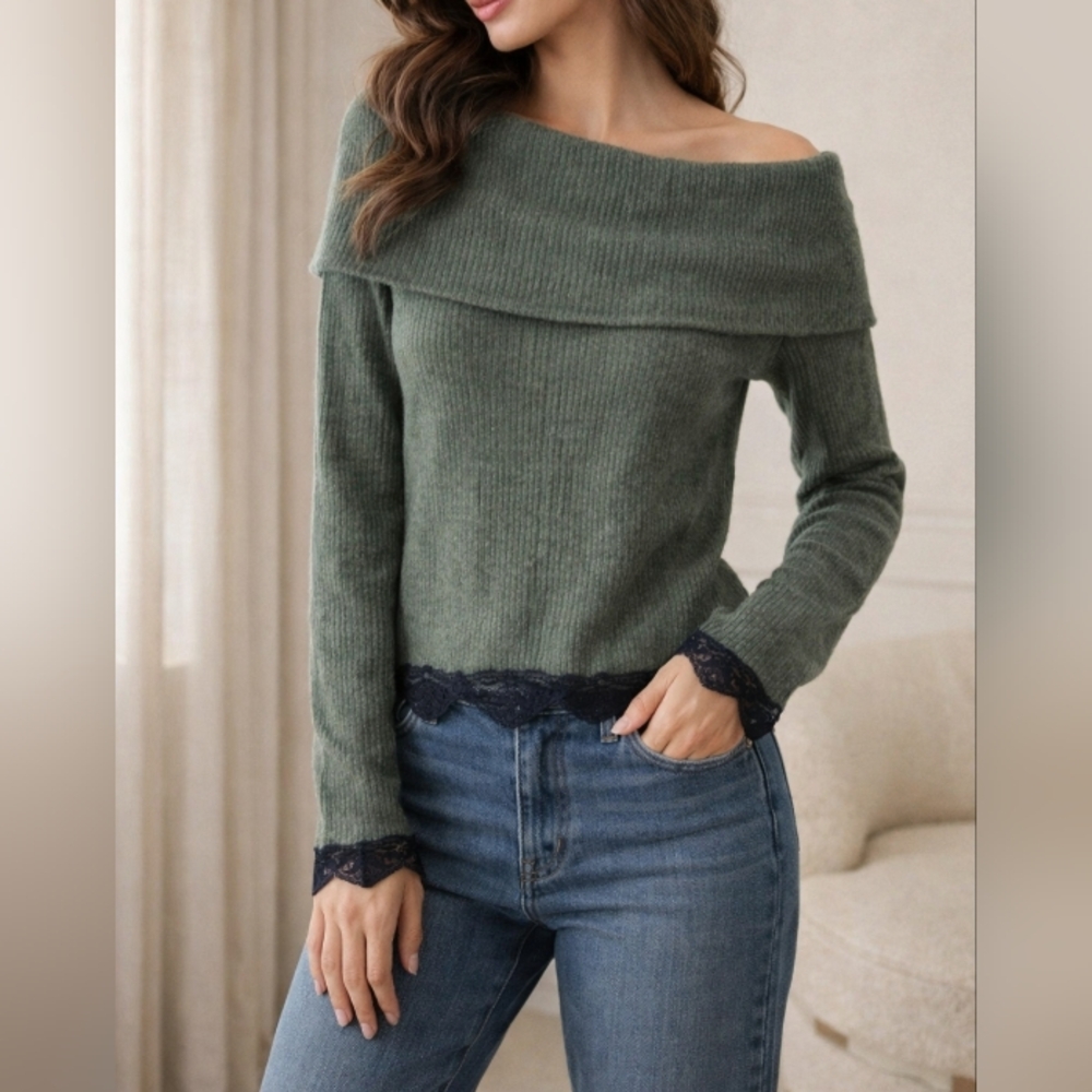 Vintage 1990's Carling Wool Blend Cropped Sweater, Size XS, Olive Color